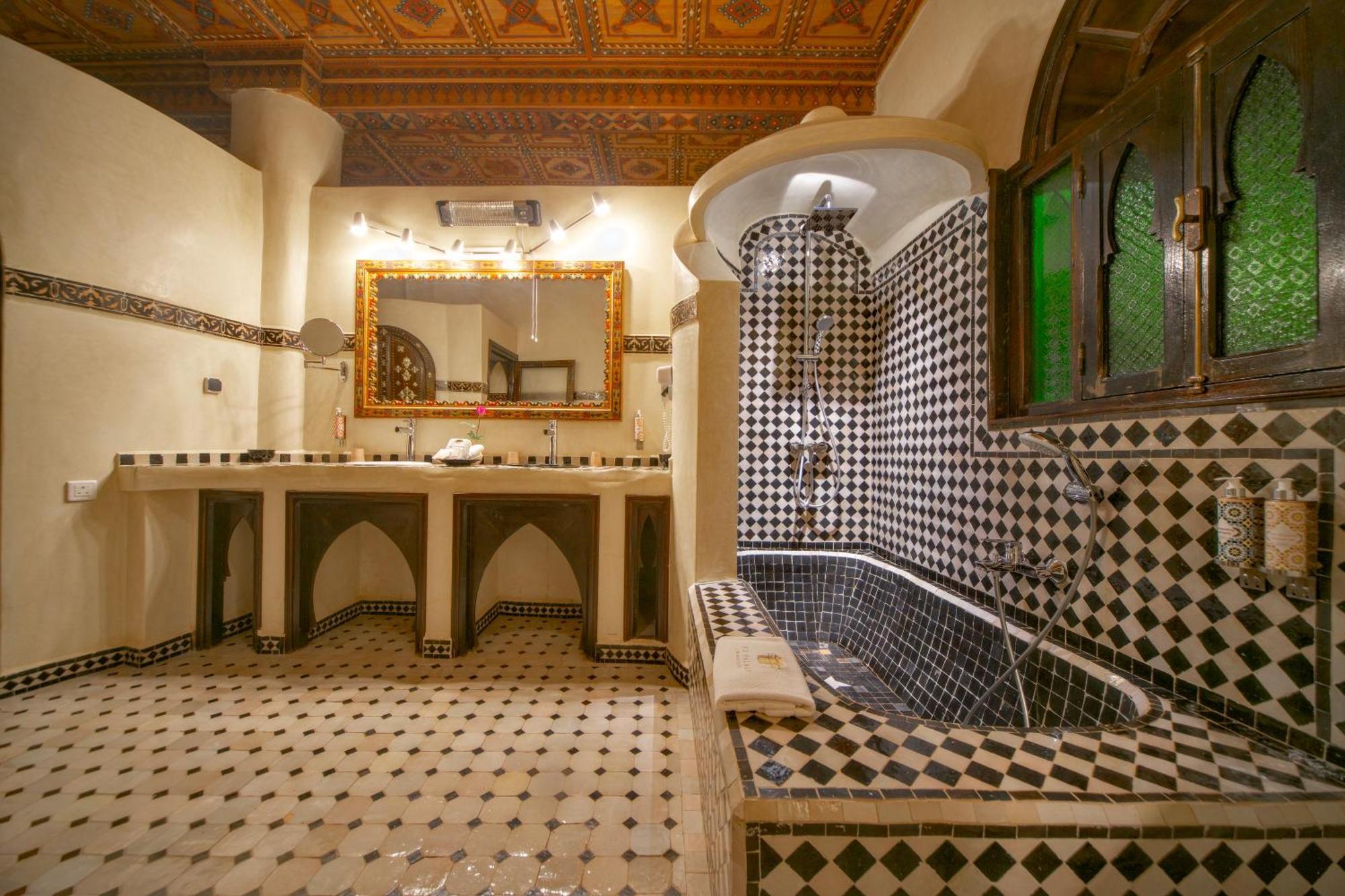 Oz Palace Ouarzazate & Spa Tajda Exterior photo