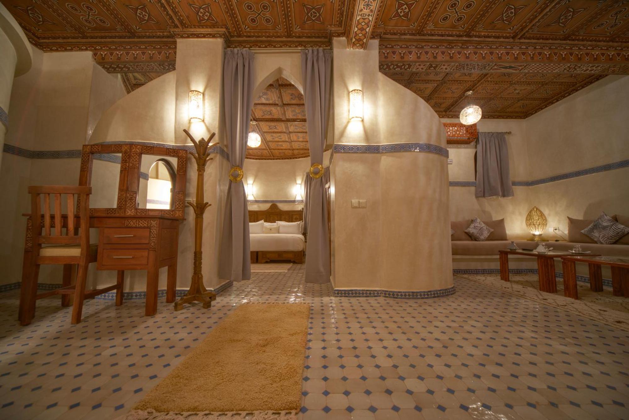 Oz Palace Ouarzazate & Spa Tajda Exterior photo
